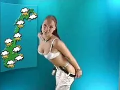 Cô là một người phụ nữ gầy mà không có xem séc hay cô mới jeans
